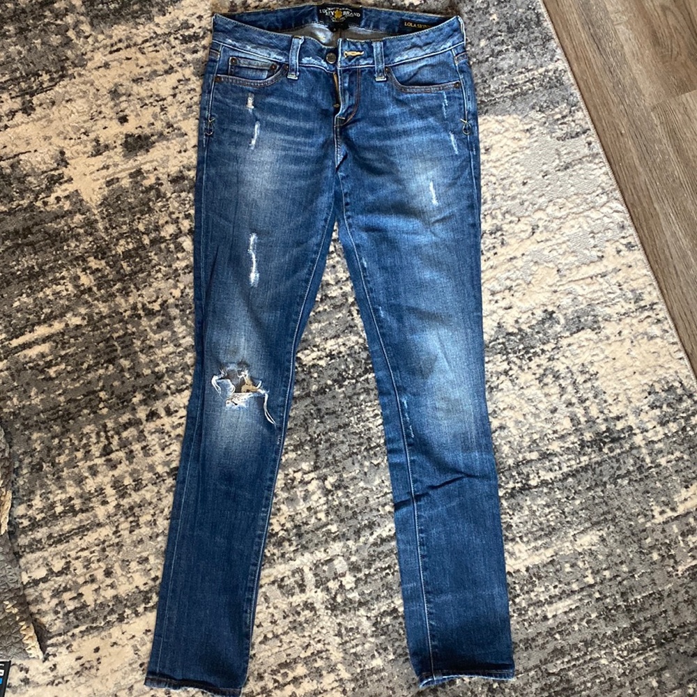 Lucky brand “Lola skinny” jeans size 4/27